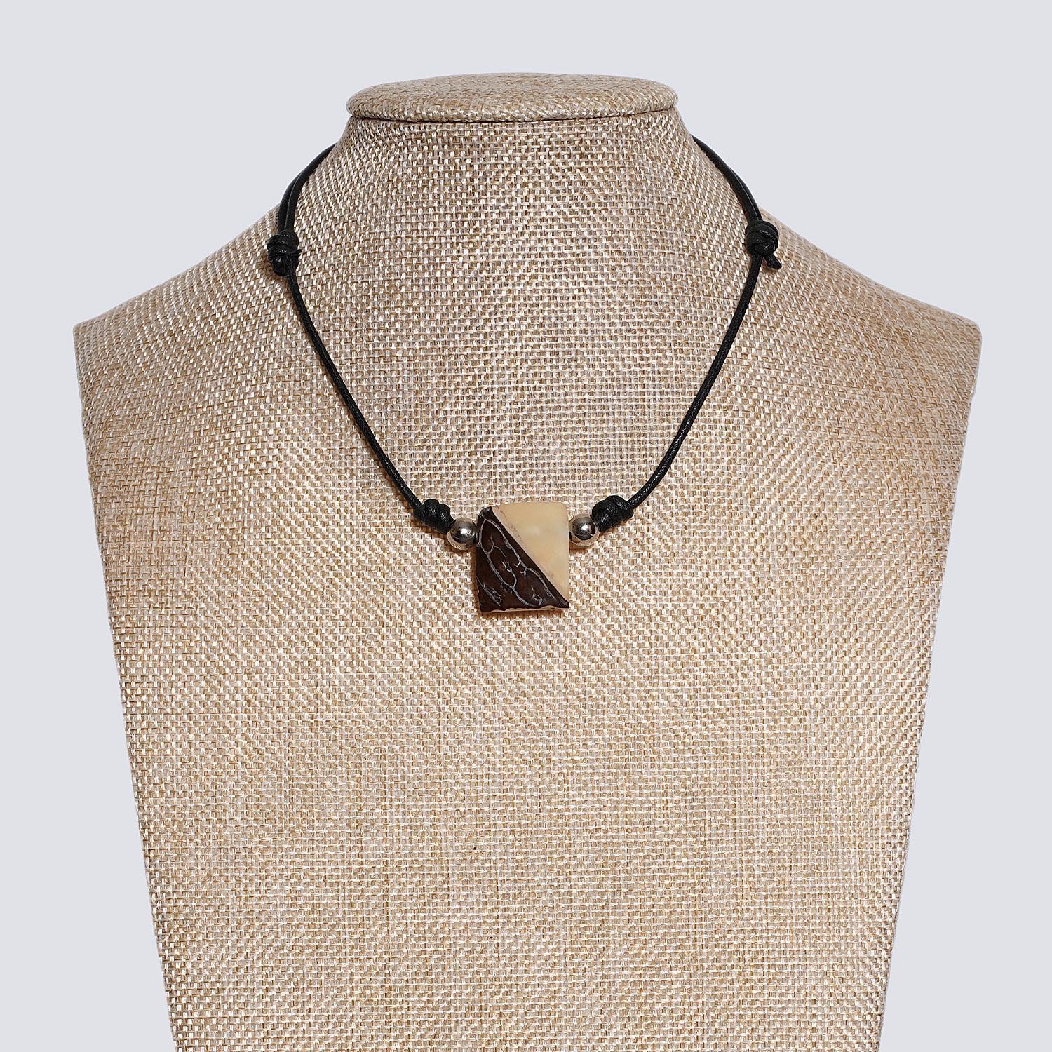 Girocollo 4 elementi rettangolare fuoco