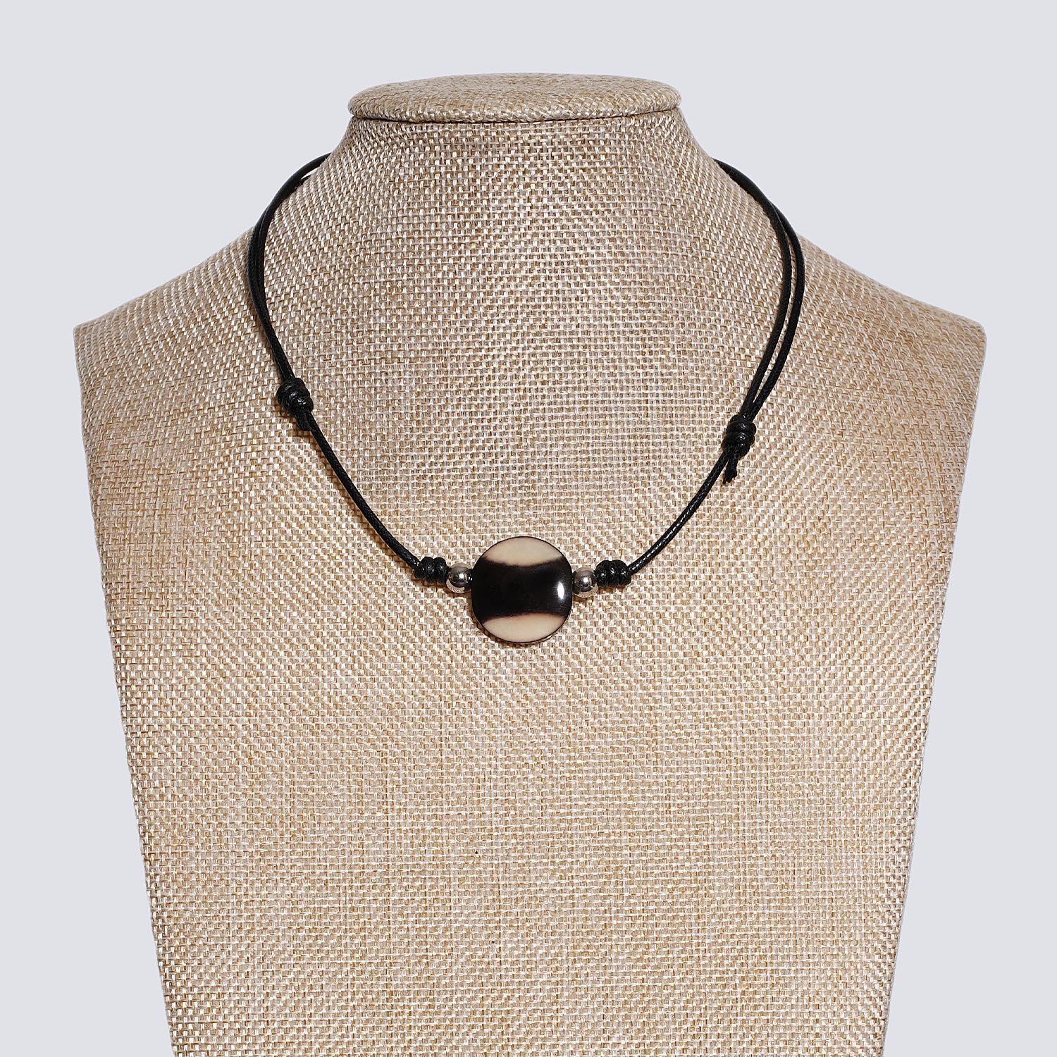 Girocollo 4 elementi ovale terra